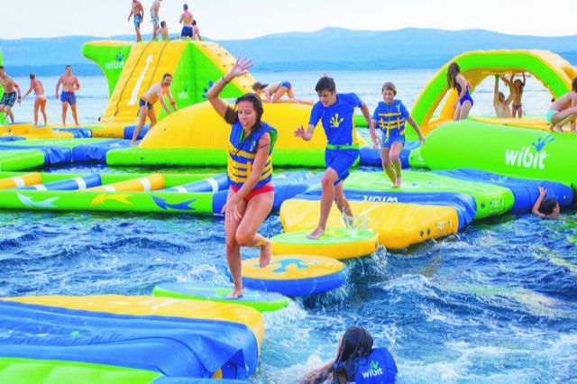 Le Mimosa - activities