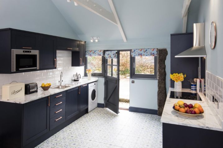 Tredethick Farm Cottages - eat