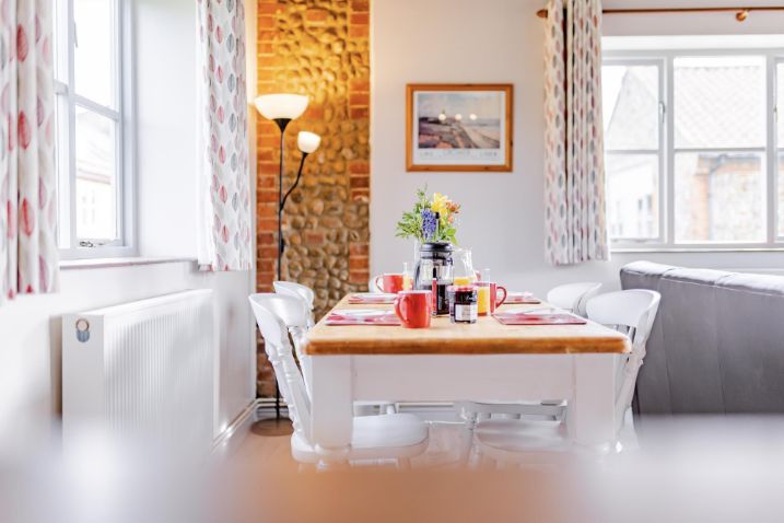 Wood Farm Cottages - eat