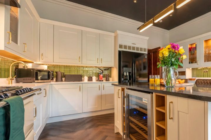 The Belmont Barmouth - eat