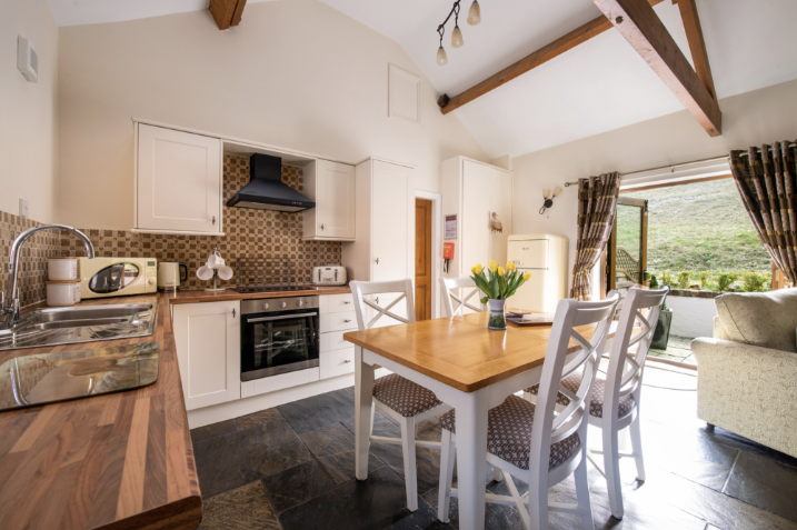 Swallows Nest Cottage - eat