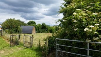 Linskeldfield Glamping & Camping