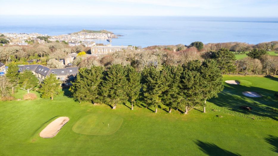 Tregenna Castle Self Catering Lodges, Child Friendly Cottages Cornwall