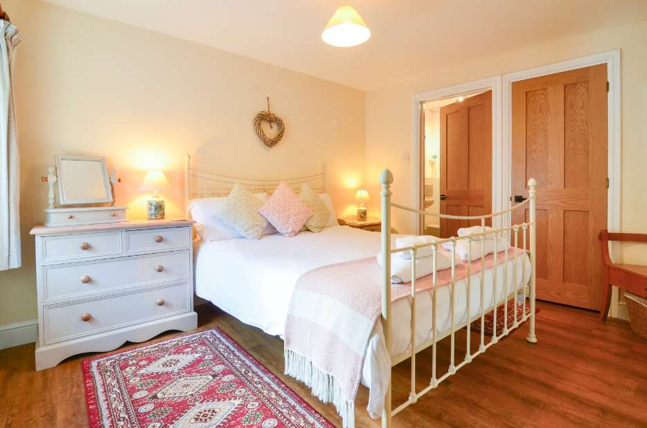 Woodbine bedroom