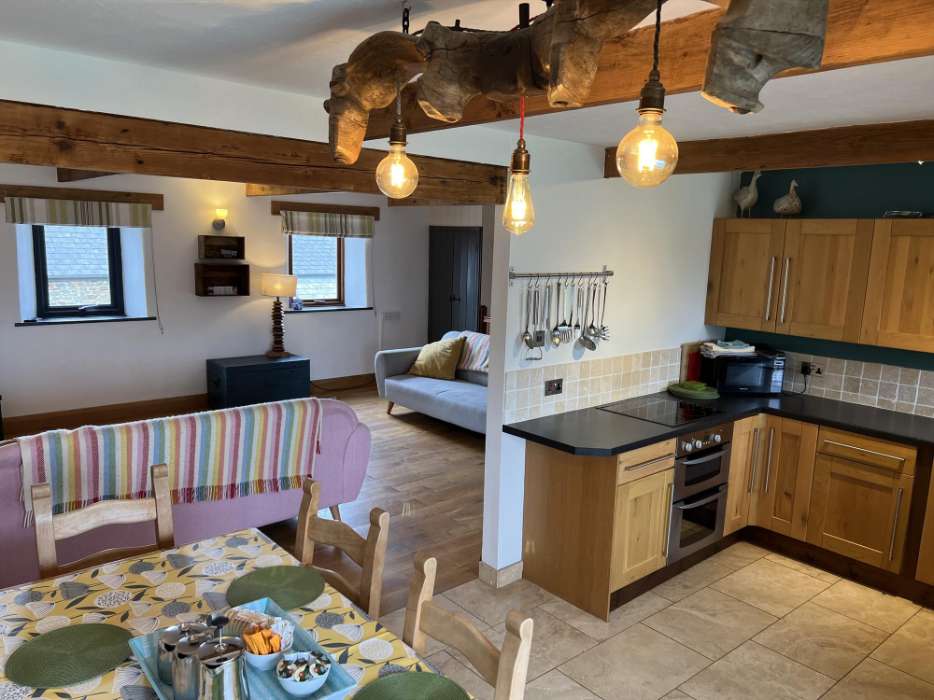 Granary Barn - Sleeping 7, Living space