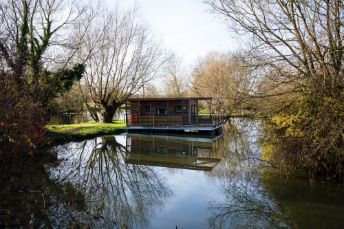 Fairwood Lakes Holiday Park