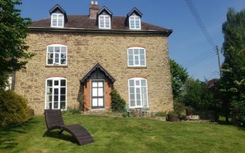 Woodend Farmhouse Stays
