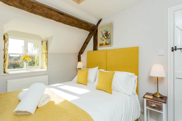 Dunford Barn - rooms