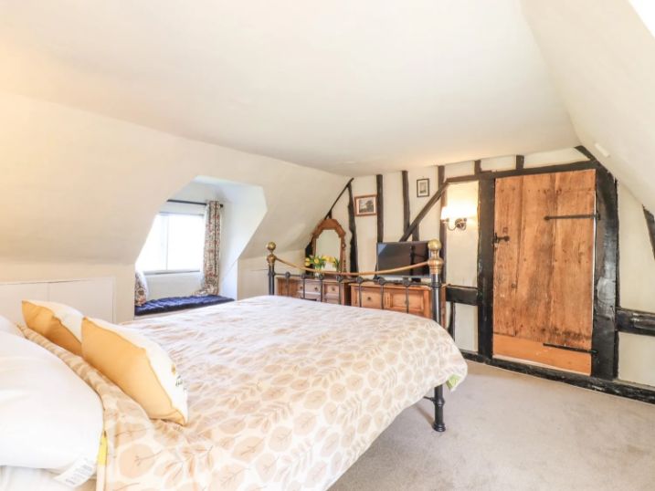 The Abbey Cottage - rooms