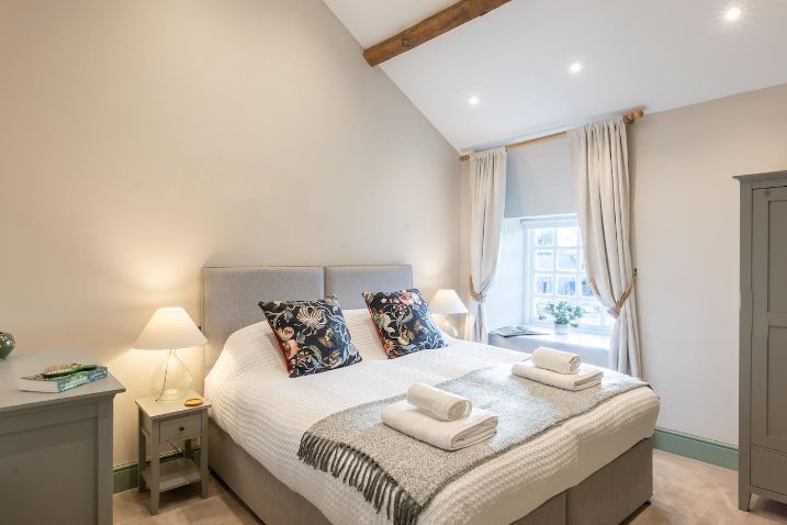 Bailiffs Cottage - rooms