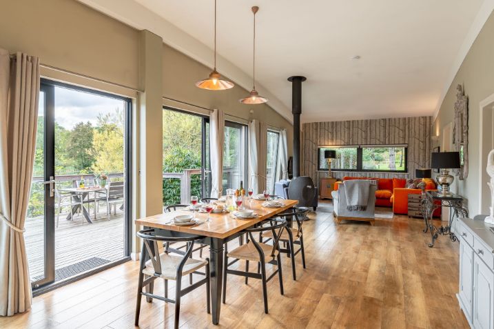 Brompton Lakes - rooms