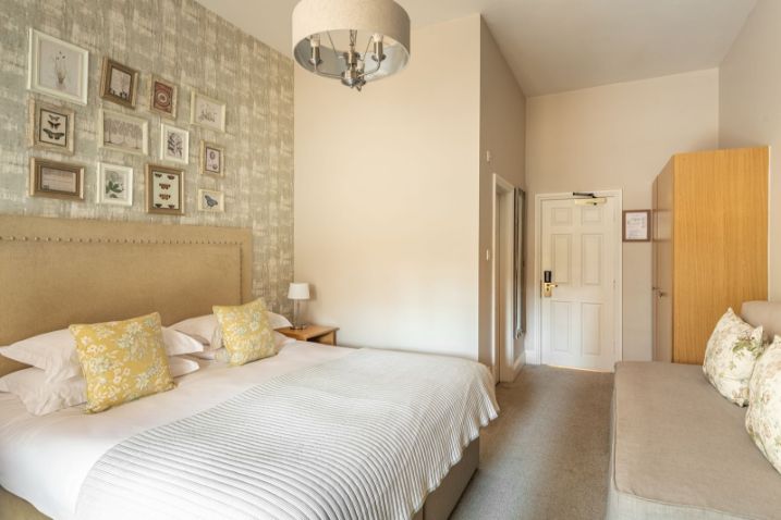 Bartley Lodge - rooms