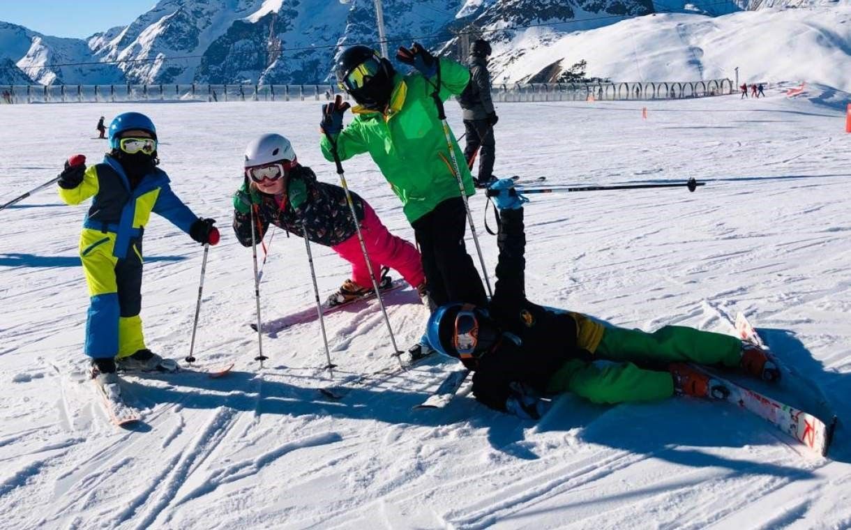 9 tips for going skiing with the kids